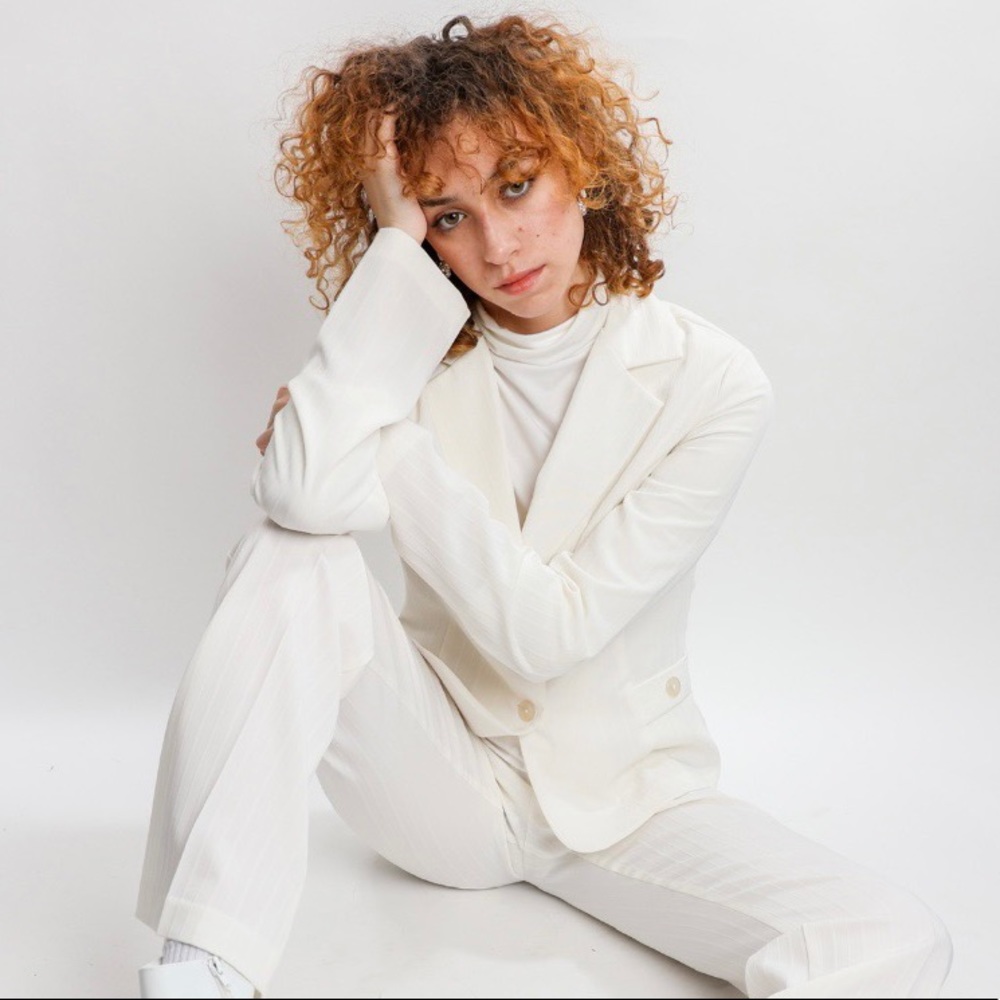 Meet your Posher, Lexi